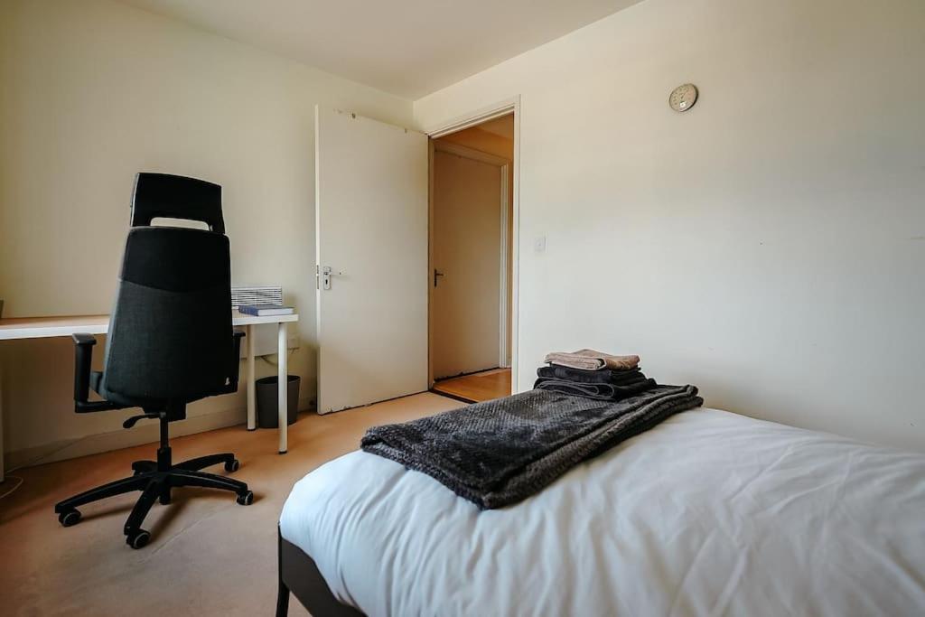 Luxurious Floor 2 Bedroom By Westfield And Abba! Londra
