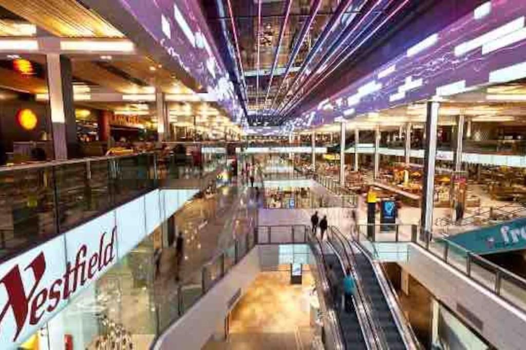 Luxurious Floor 2 Bedroom By Westfield And Abba! * Londra